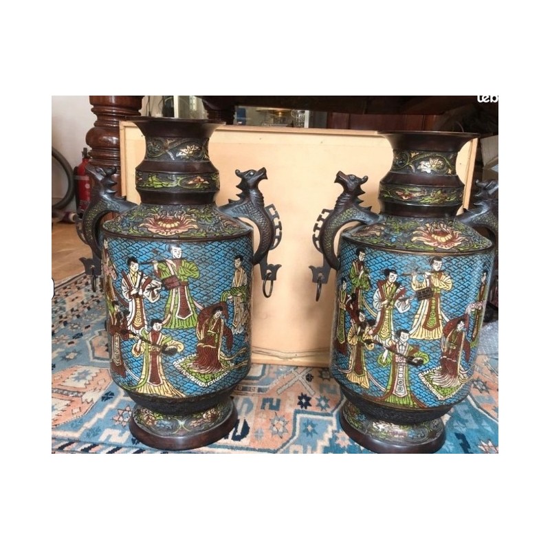 Paire de vase balustres chinois cuivre