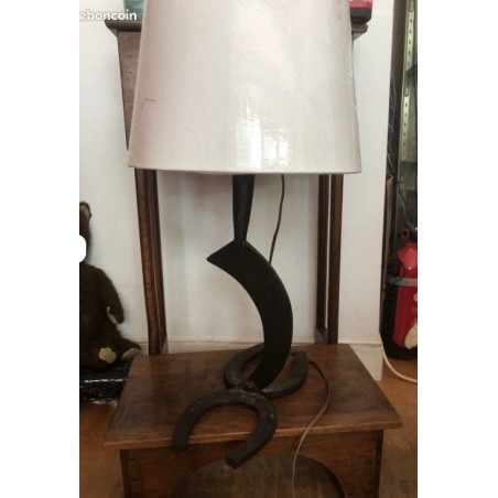 Lampe faucille fer a cheval brutaliste 1970